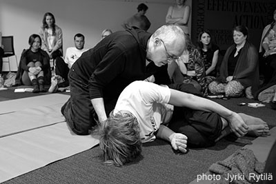 Quand le tremblement guérit